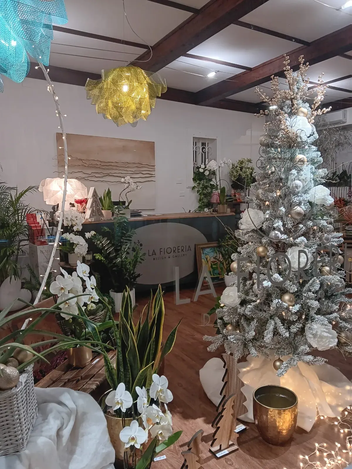 Allestimento natalizio della bottega